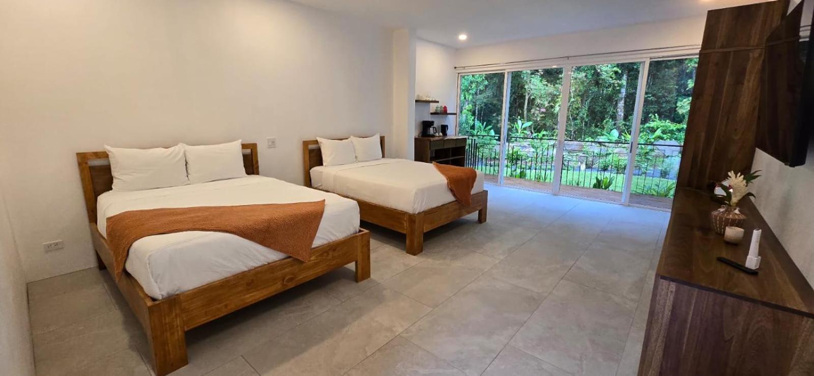 Casa Blanca Villas Ojochal Esterno foto