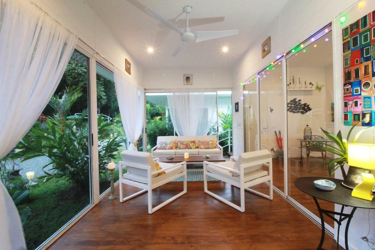 Casa Blanca Villas Ojochal Esterno foto