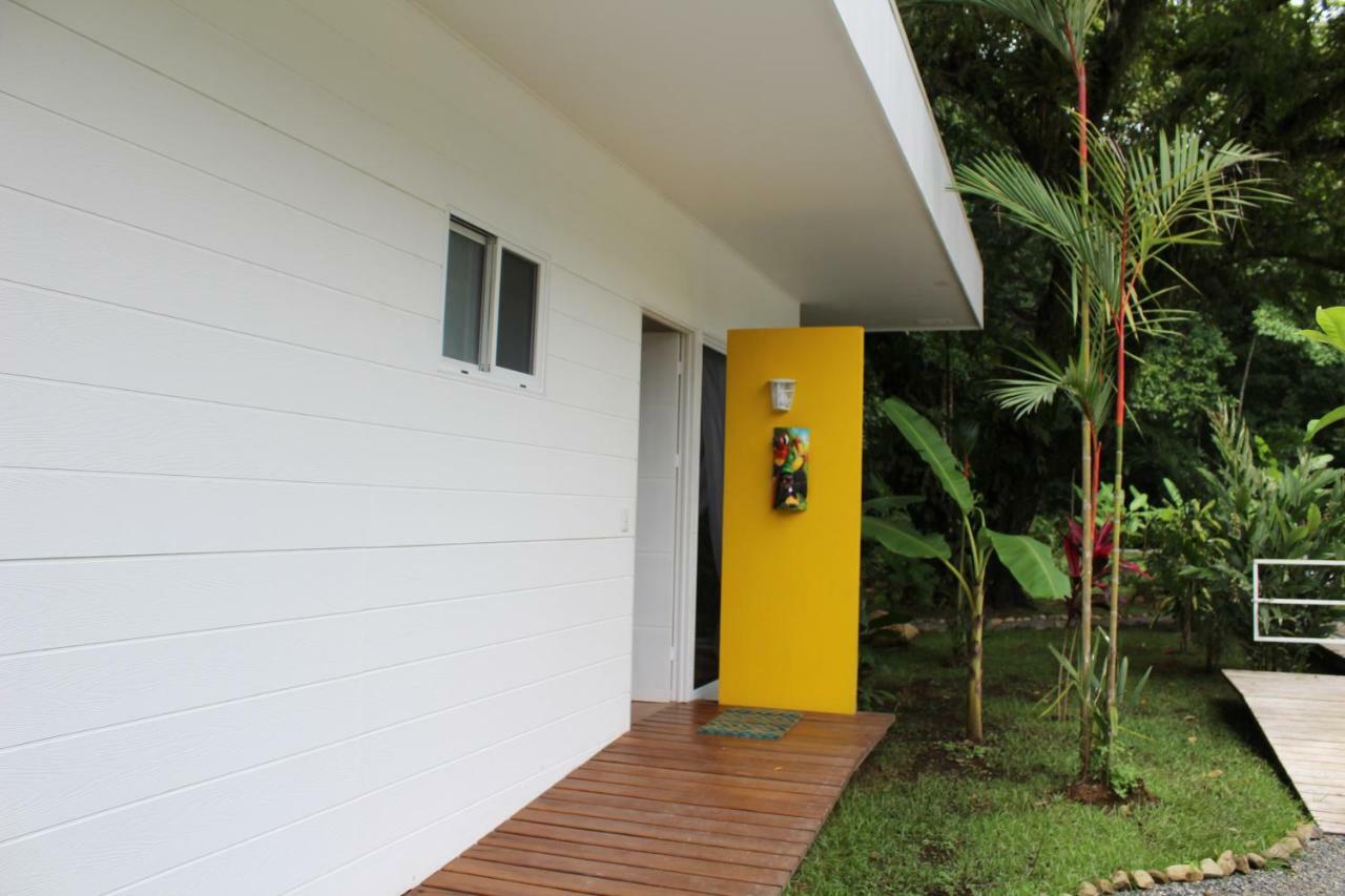 Casa Blanca Villas Ojochal Esterno foto